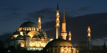 15-ocak-sahur-vakti-2025-recep-ayinin-15-gunu-orucu-imsak-vakti-ne-lx8sCTll.jpg