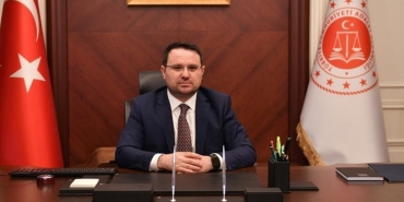 akin-gurlek-kimdir-aslen-nerelidir-kac-yasinda-bassavci-akin-gurlek-ozgecmisi-ve-biyografisi-AUvCW3Iq.jpg