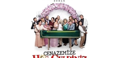 cenazemize-guzel-geldiniz-sinemasi-konusu-nedir-oyunculari-kimler-birinci-kere-tvde-MO4mQ81N.jpg