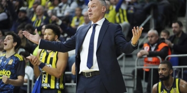 fenerbahce-beko-basantrenoru-sarunas-jasikevicius-hakikat-mantaliteyle-alandaydik-7SVkOgRX.jpg