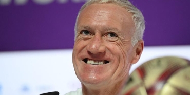 fransa-ulusal-kadrosunda-bir-periyodun-sonu-deschamps-birakma-kararini-resmen-acikladi-qg8IBe7Q.jpg