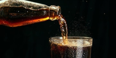 klorat-nedir-ne-demek-ziyanlari-neler-klorat-yer-alan-coca-cola-eserleri-avrupada-toplatiliyor-fKCkZdHc.jpg